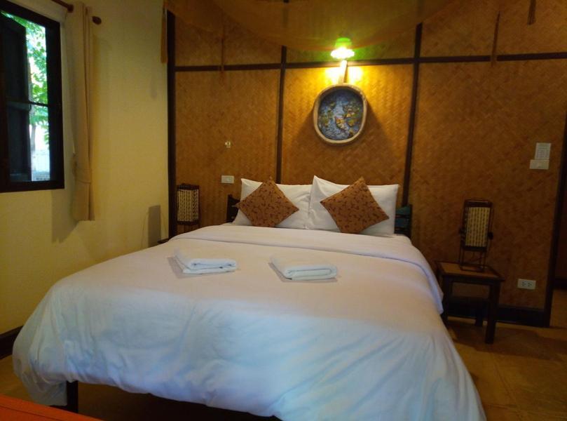 Baanwangnamkeaw Lodge Ban Hin Dat  Esterno foto